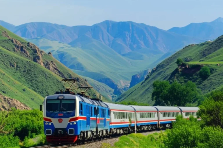 قطار گردشگری تهران رشت | سفری خاص به قلب جنگل های شمال