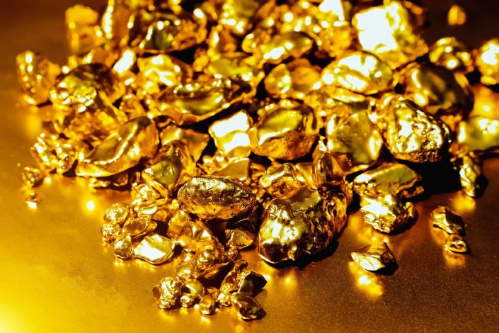 بررسی قیمت جهانی انس طلا و تأثیر آن بر بازار ایران