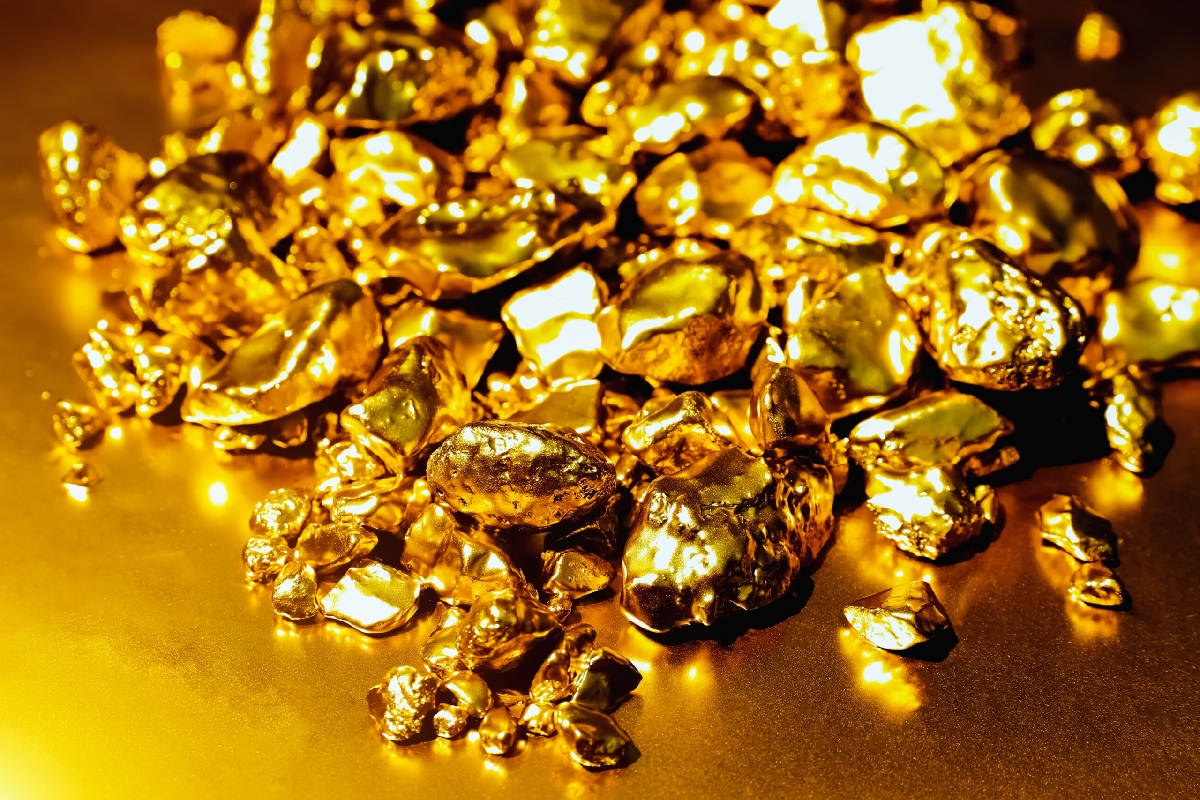 بررسی قیمت جهانی انس طلا و تأثیر آن بر بازار ایران